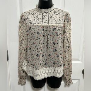 Wonderly Floral Lace Blouse - Cream and Black